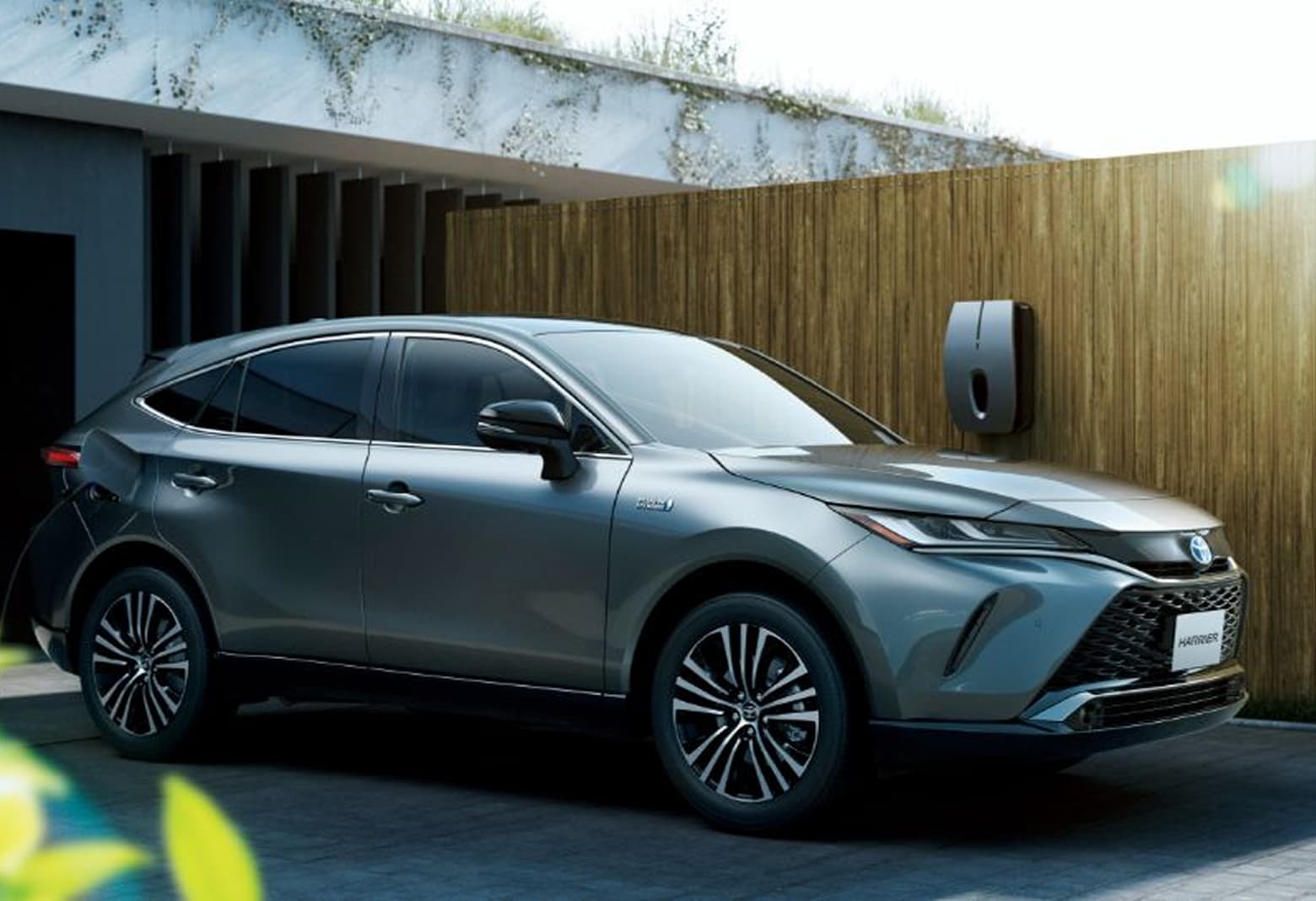 ハリアー PHEV