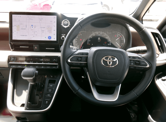 ご納車前に室内の除菌消臭を施工いたします。※すべての臭いを消臭できるわけではございません。あらかじめご了承ください。