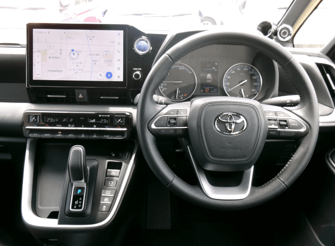 ご納車前に室内の除菌消臭を施工いたします。※すべての臭いを消臭できるわけではございません。あらかじめご了承ください。